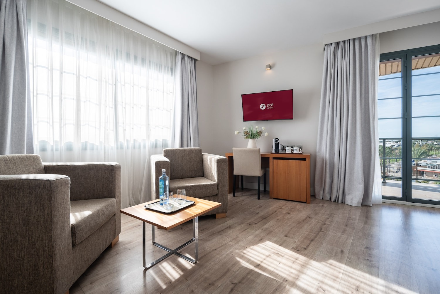 Gallery https://pub-ef6d633dc8ca467d8fff3854a76505a6.r2.dev/accommodation/room-0.jpg